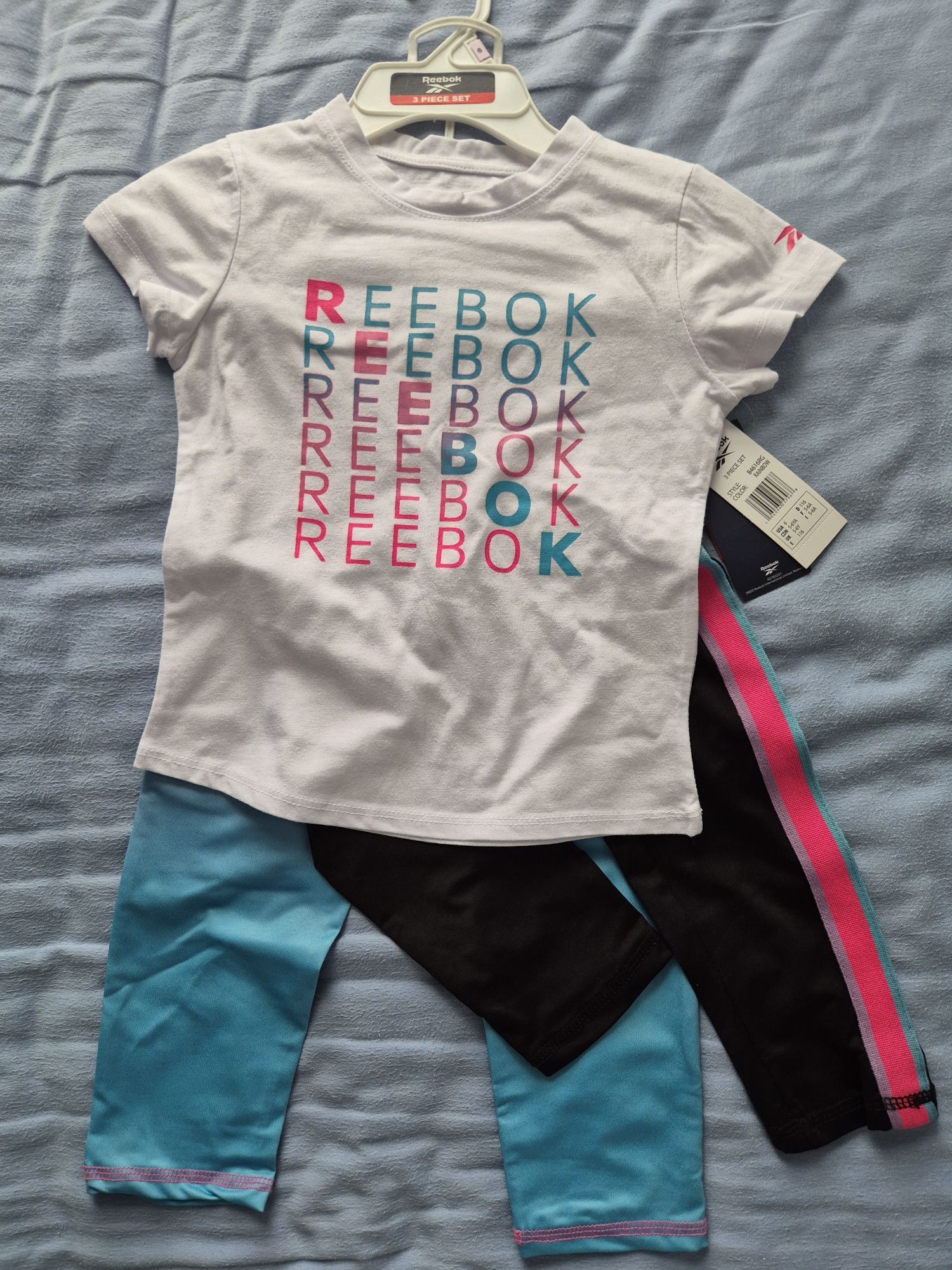 Комплект тениска и два клина Reebok