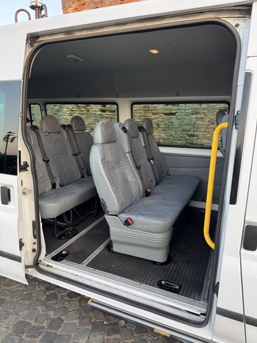Ford Transit 8+1 locuri an 2013