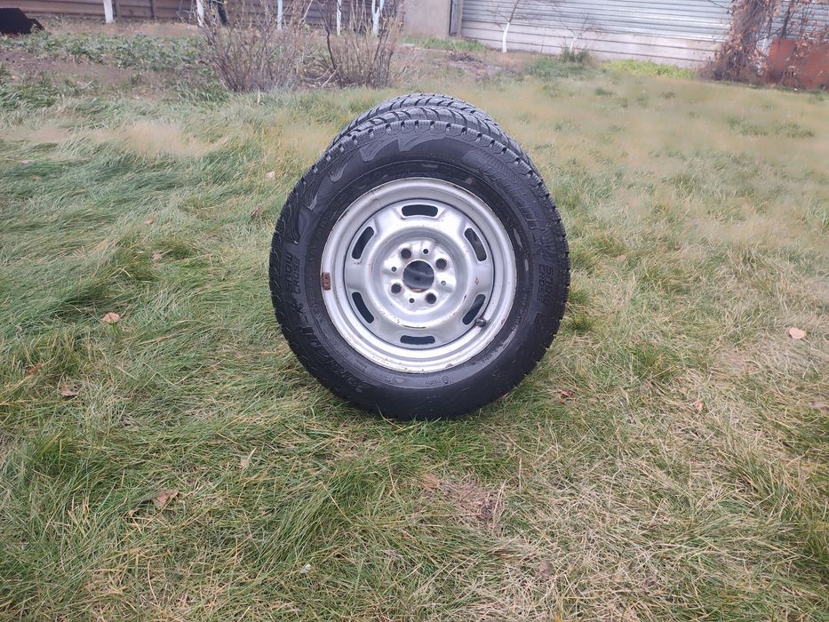 Шина 175/70/13 продам б/у шины на 13