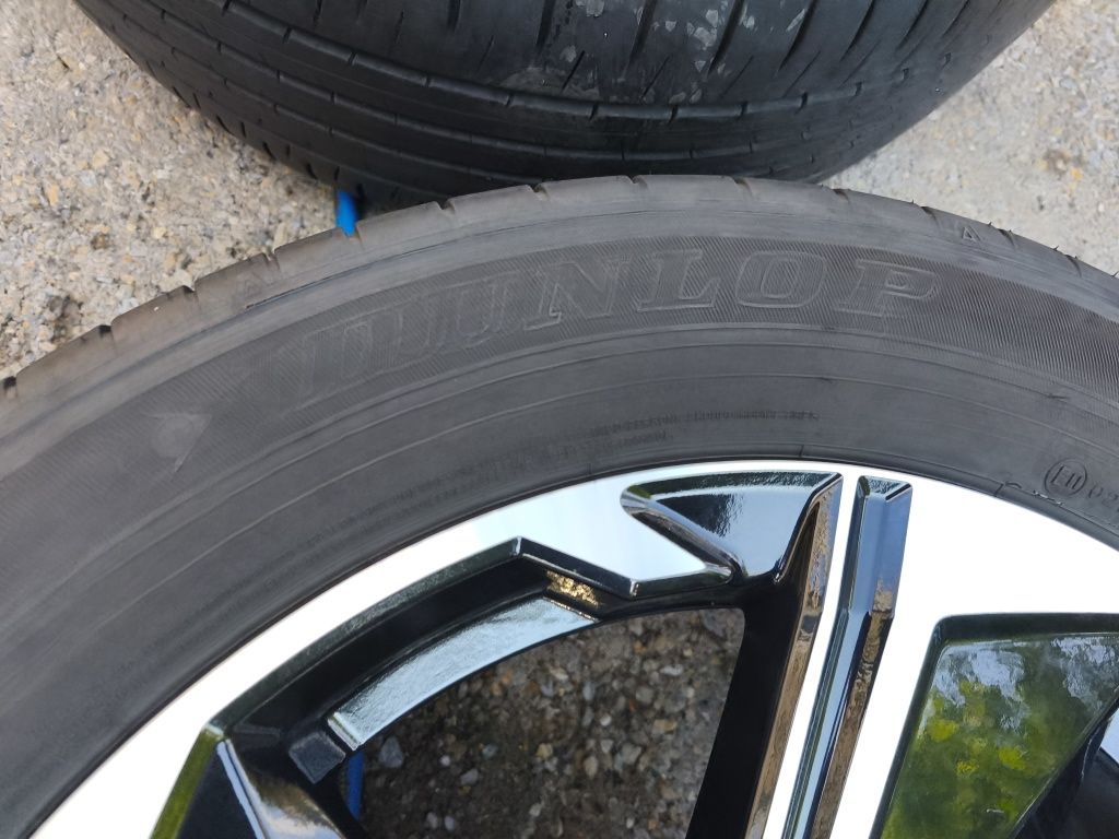 225/55/18" 2бр Dunlop sport maxx 050,dot4421,7mm