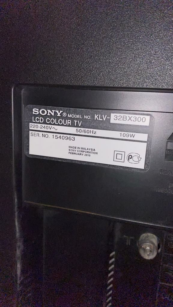Телевизор SONY  KLV32BX-300