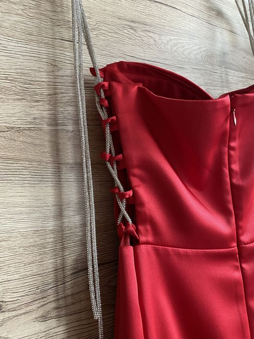 Офицялна рокля М размер