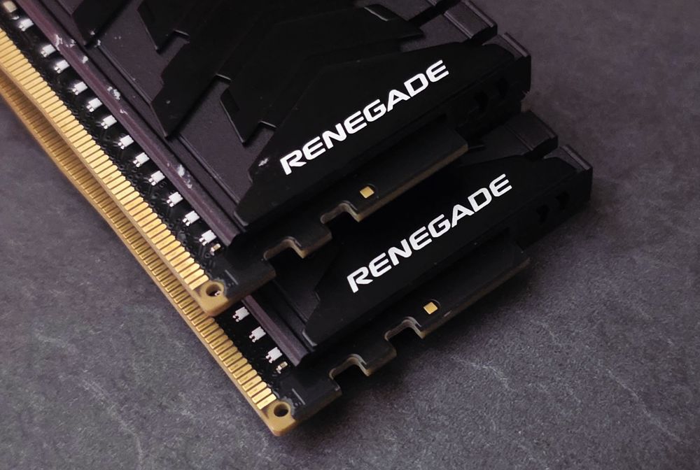 32GB RAM 4000MHz DDR FURY Renegade Black