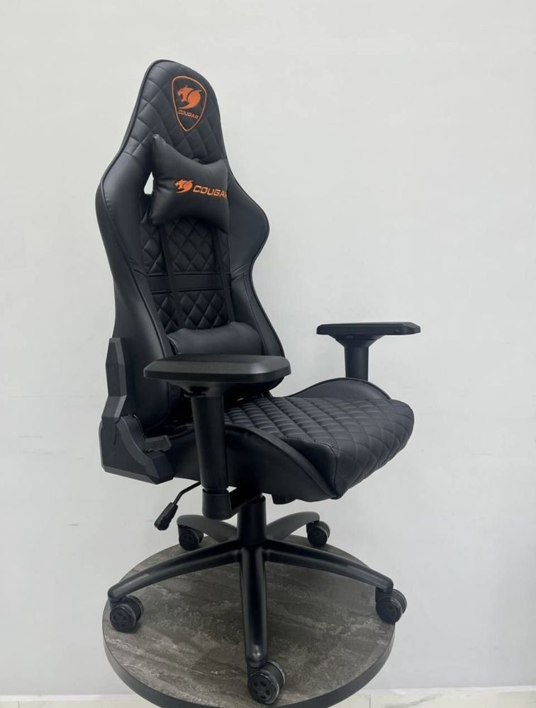 Компьютерное игровое офисное геймерское кресло Cougar