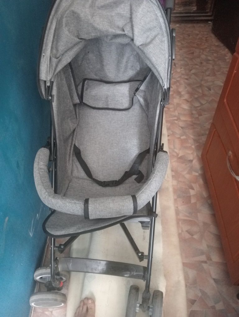 Продам детскую коляску