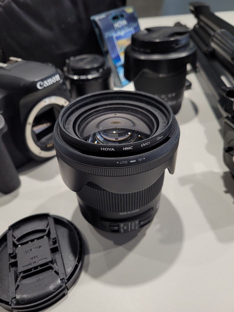 Canon 77d с обективи и подаръци