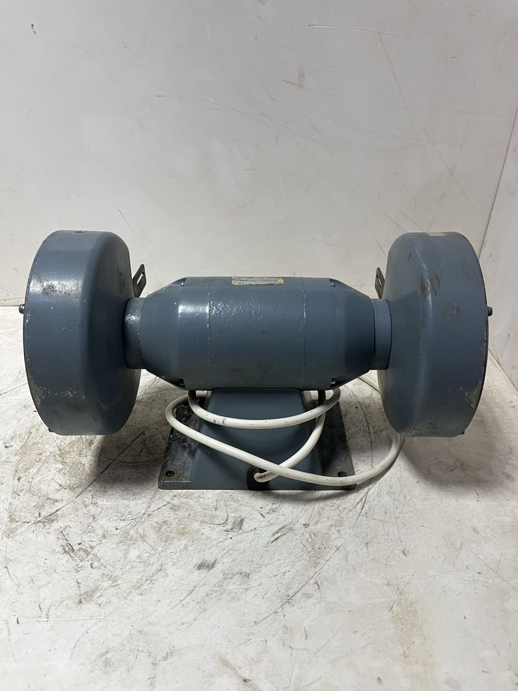 Български монофазен шмиргел 400/600 W Елпром Тетевен