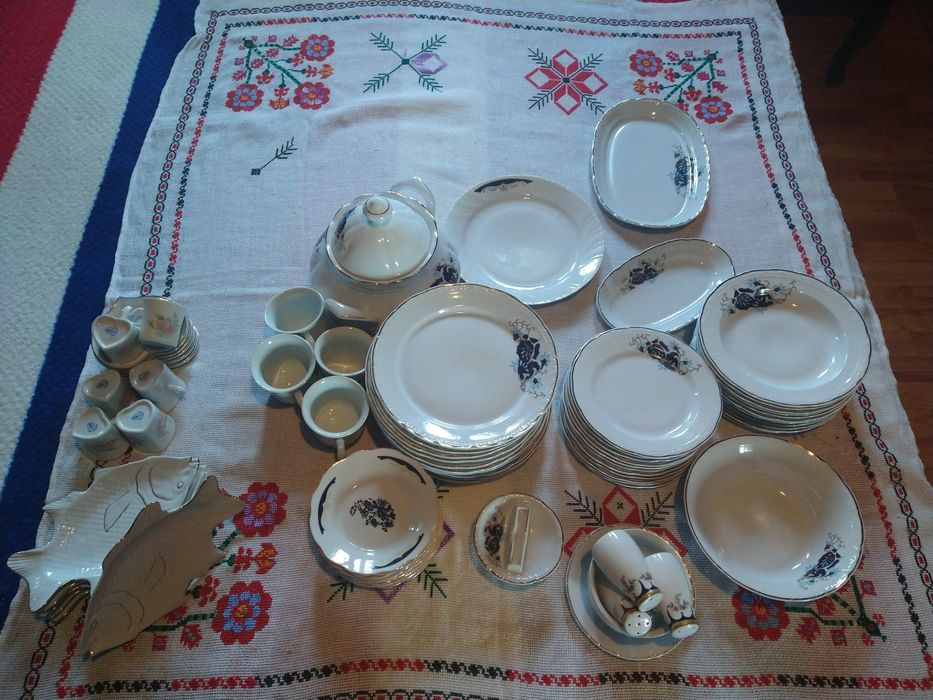 Farurii, căni și multe altele vintage