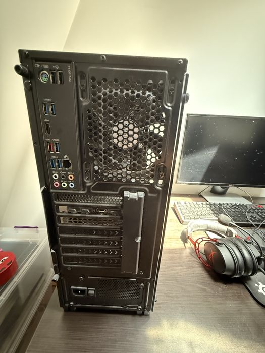 unitate / pc desktop