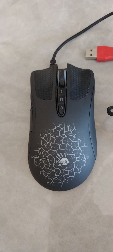 Игровая мышь с подсветкой