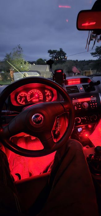 Se vinde FIAT SEDICI 4X4. Caroserie și motor de Suzuki SX4