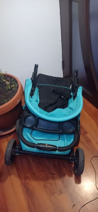 Cărucior bebe pliabil de voiaj