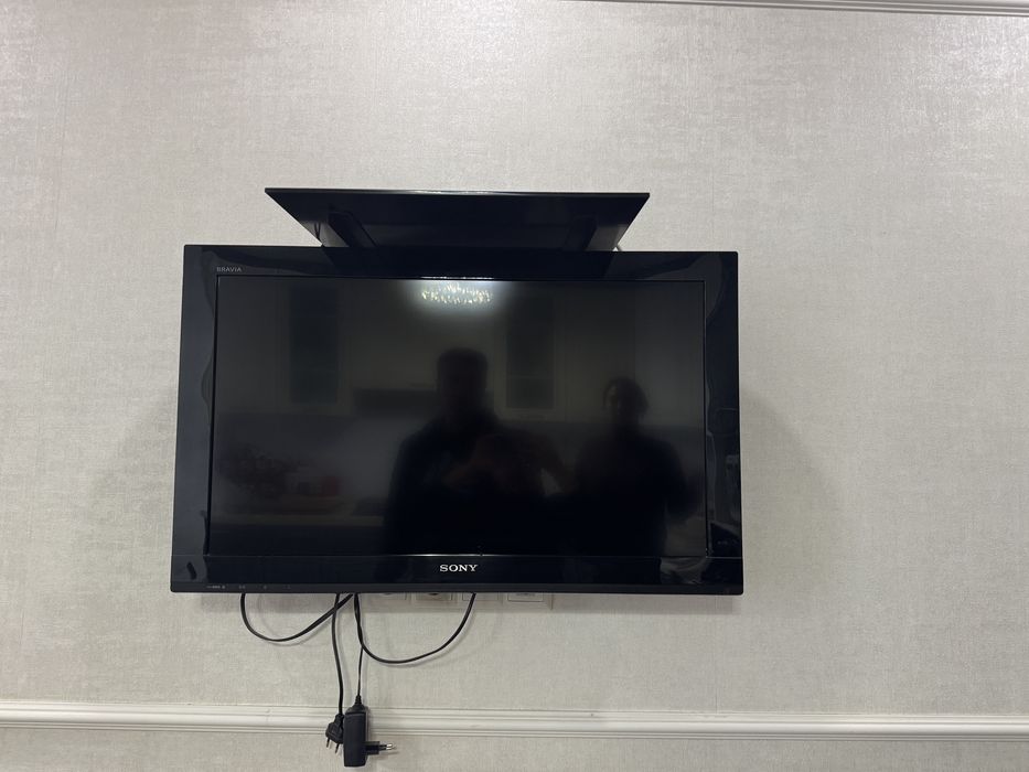 Продам ТВ , диагональ 82