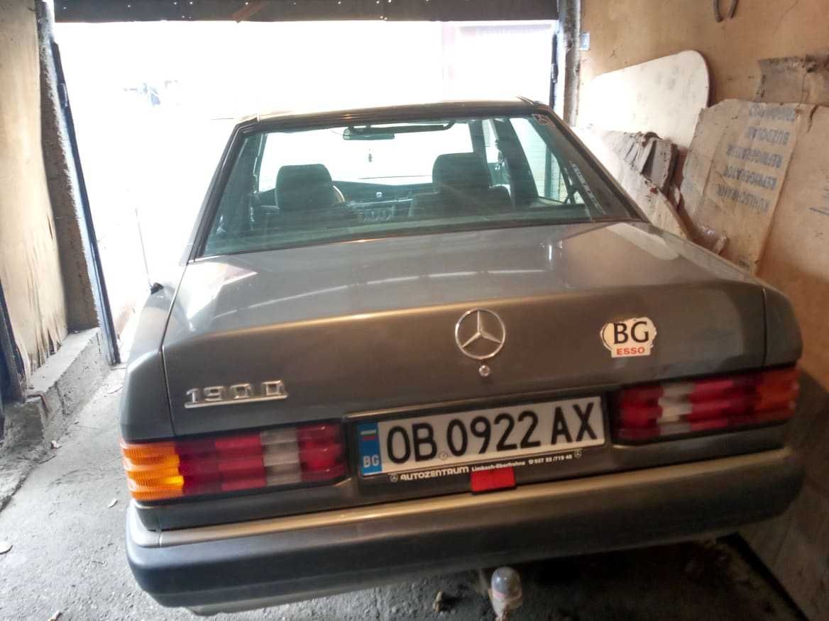 Mercedes - Benz 190D
