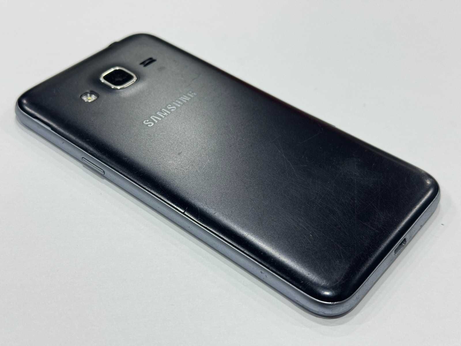 Телефон - Samsung Galaxy J3