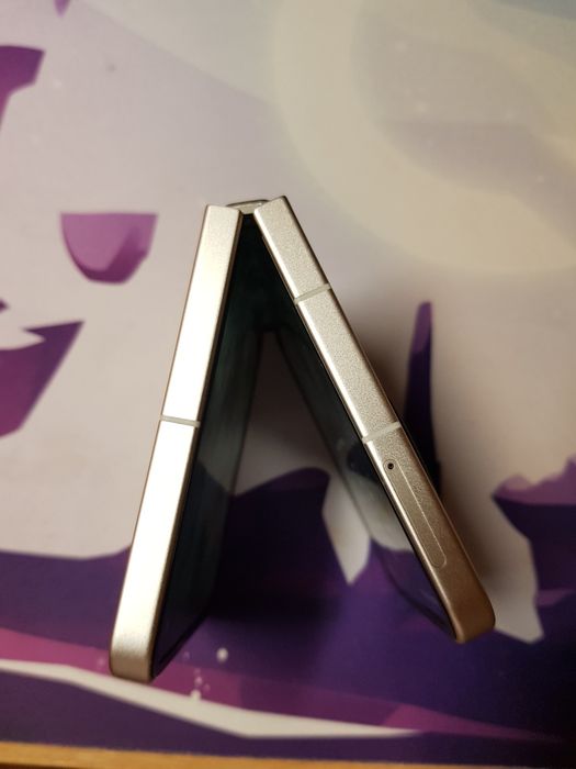 Telefon Nubia Flip 5G