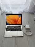 • Macbook Pro RETINA • Touchbar  • 512gb