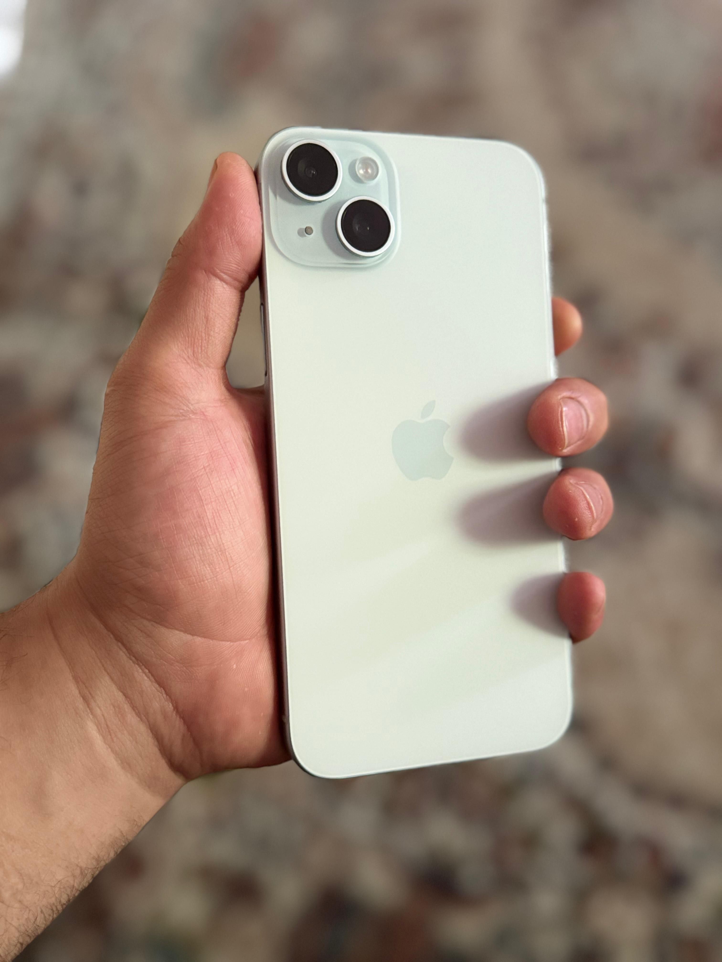iPhone 15 plus как новый