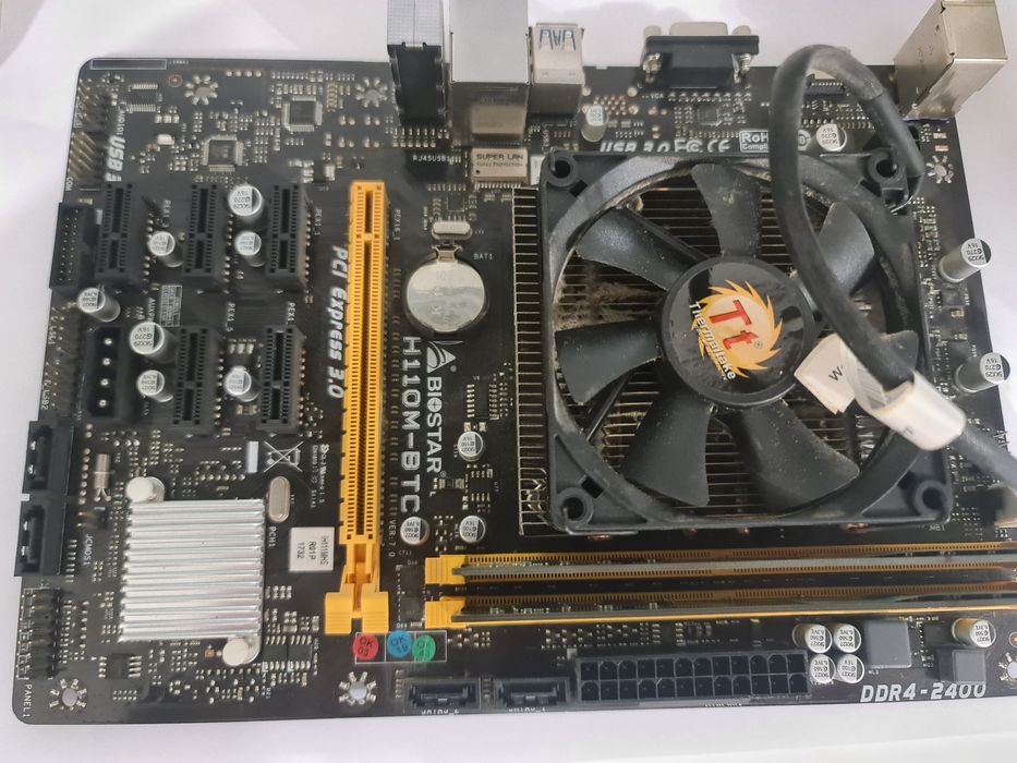 Placa de baza Biostar H110M - BTC   8Gb DDR4  Celeron G3900