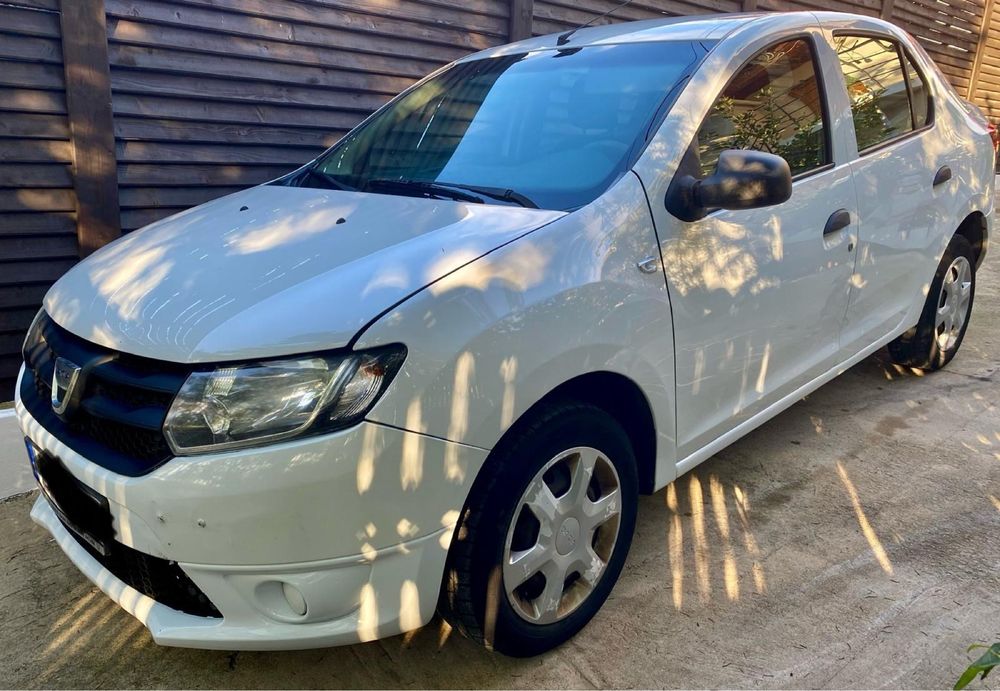 Dacia Logan / AC / usor avariat /
