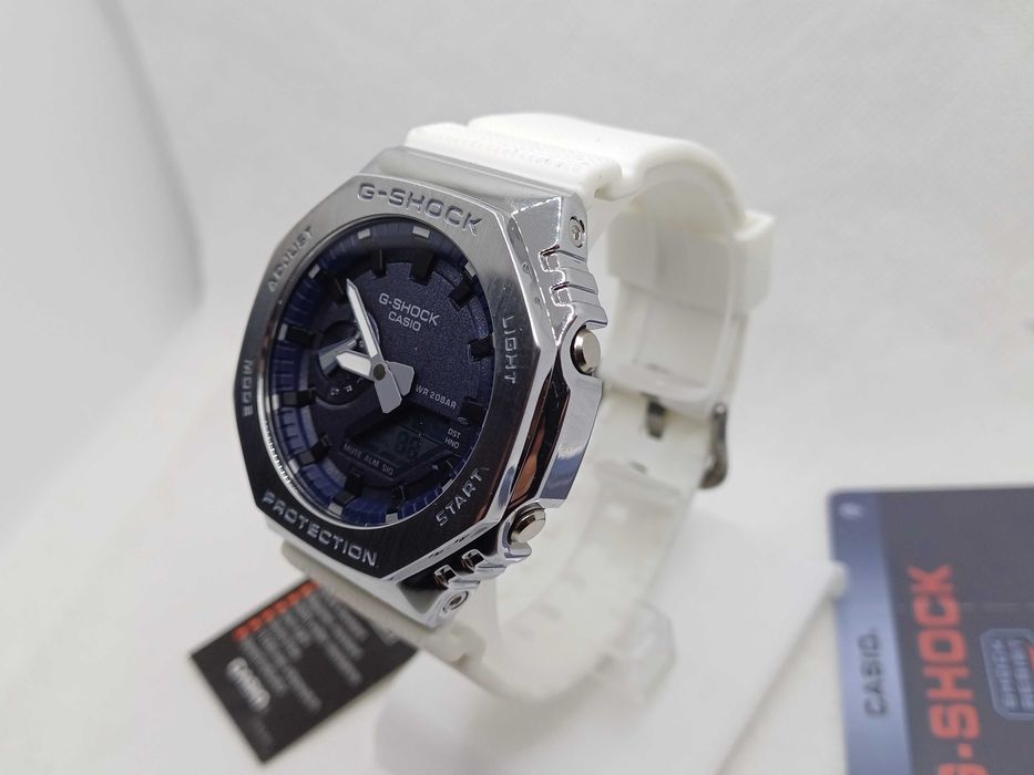 Ceas Casio g shock GM 2100 Metal White -Silver.Nou, Garantie 2 ani
