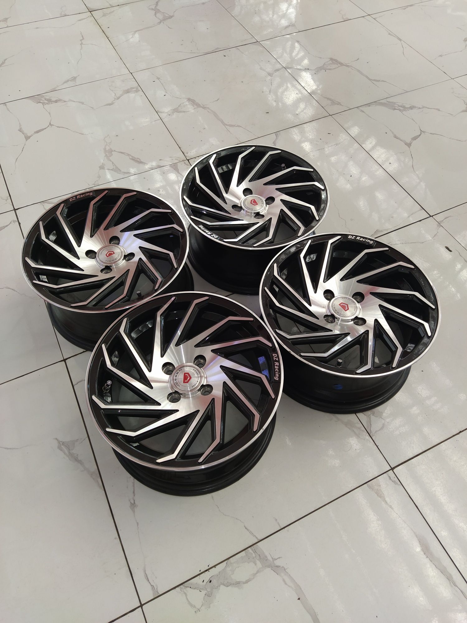 Vossen original diska yangi
