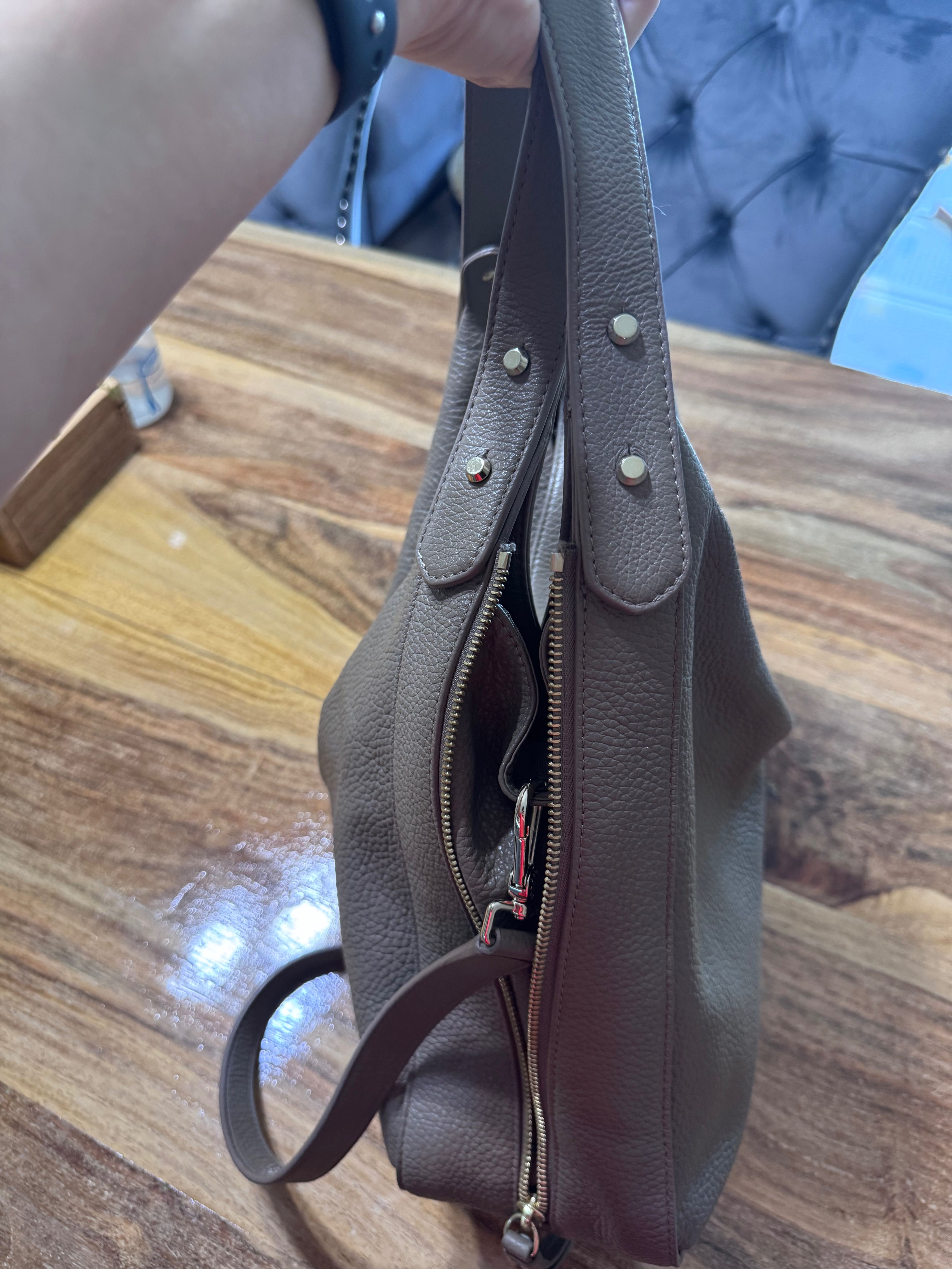 Кожена чанта Furla