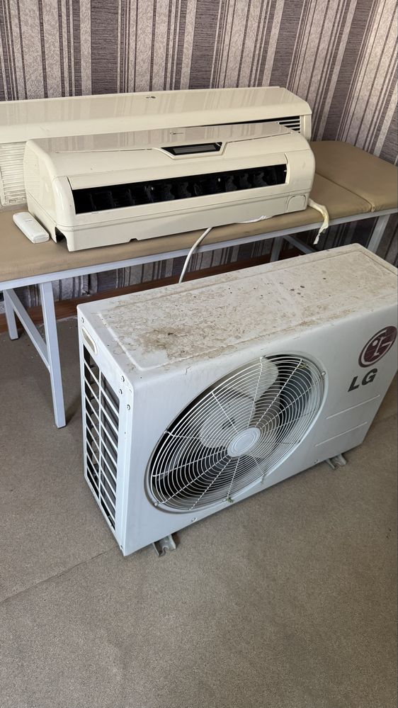 Кондиционер LG -G-18 LH 1  Кондиционер Midea MSR1-09HR