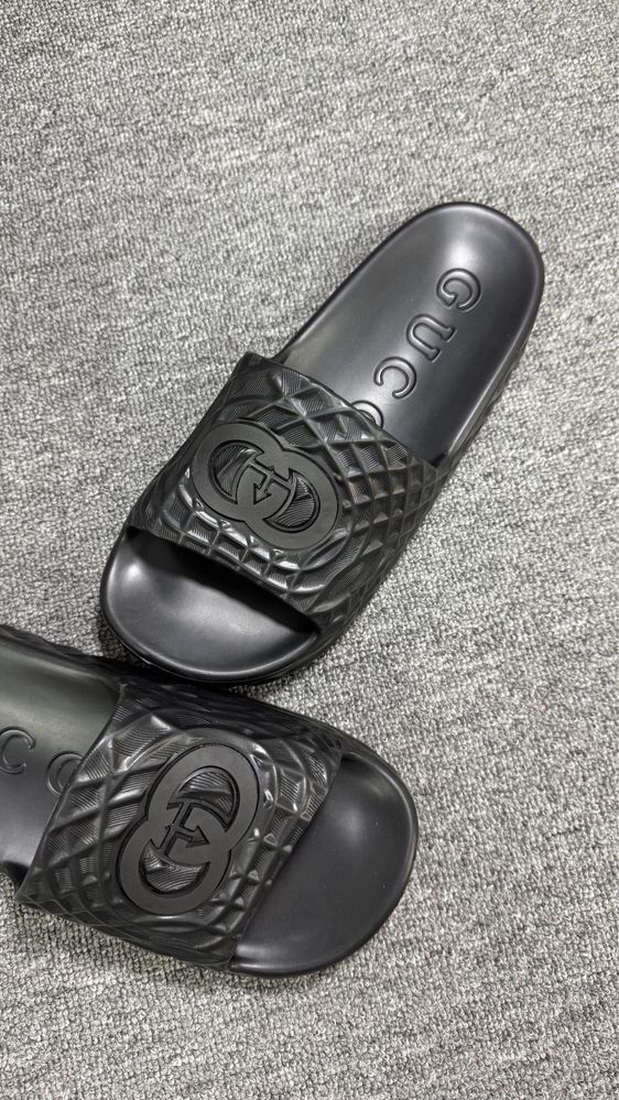 Papuci Gucci noua colectie
