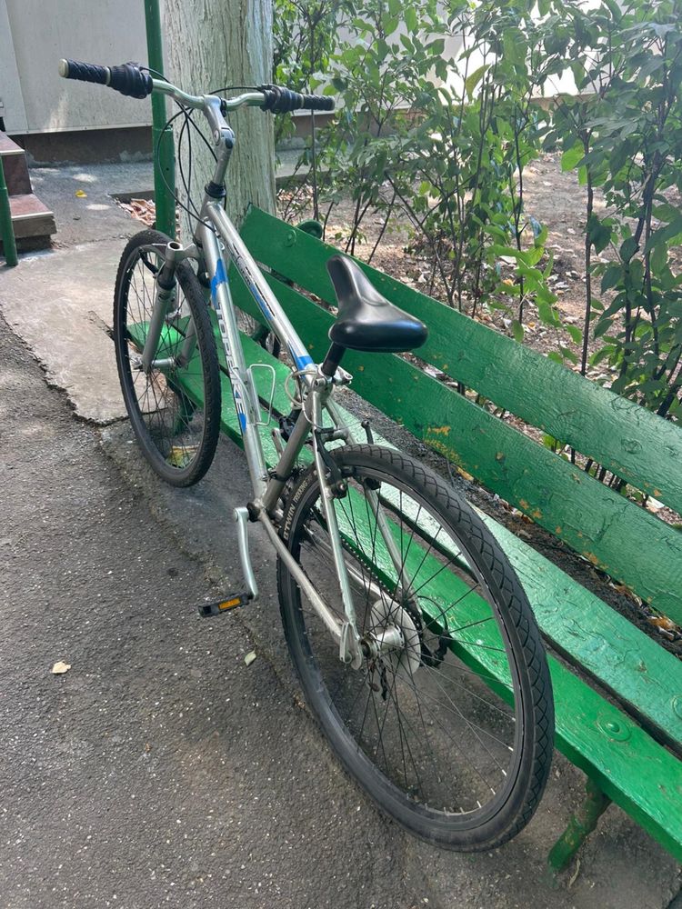 De vanzare 2 biciclete