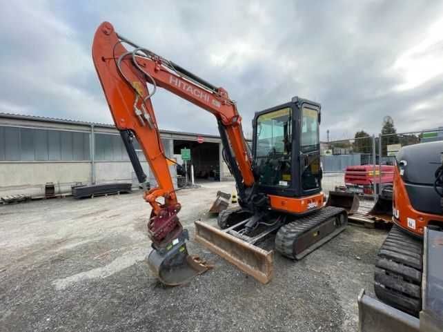 Mini Excavator Hitachi ZX33 folosit