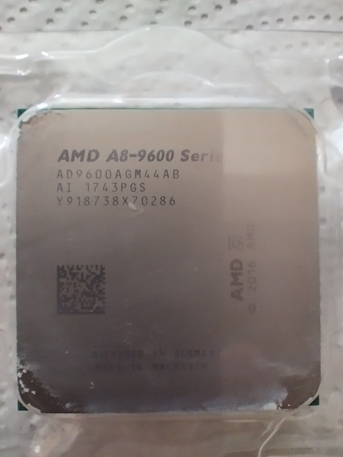 Процесор AMD A8 9600 AM4