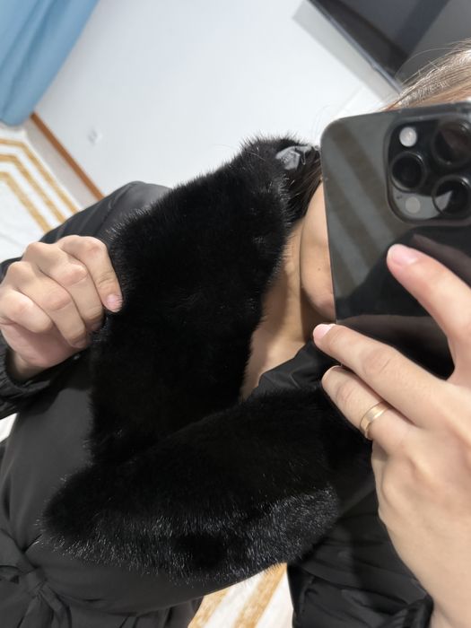 Продам женскую зимнюю куртку