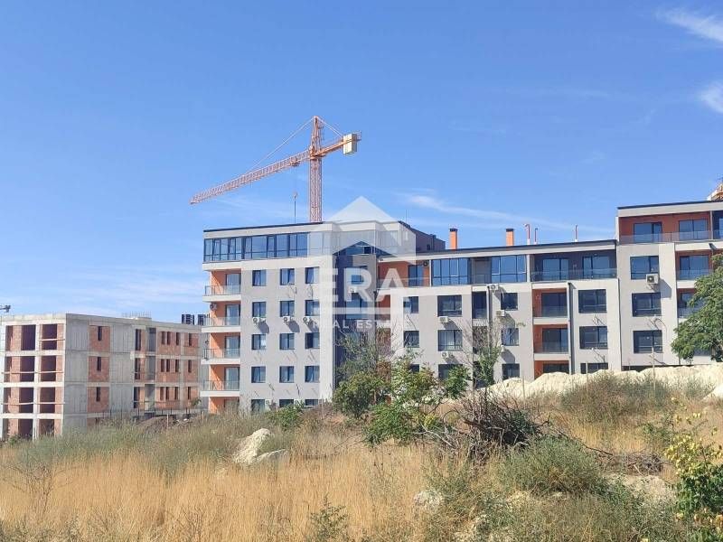 Двустаен южен апартамент за продажба, в новостроящ се жилищен комплекс