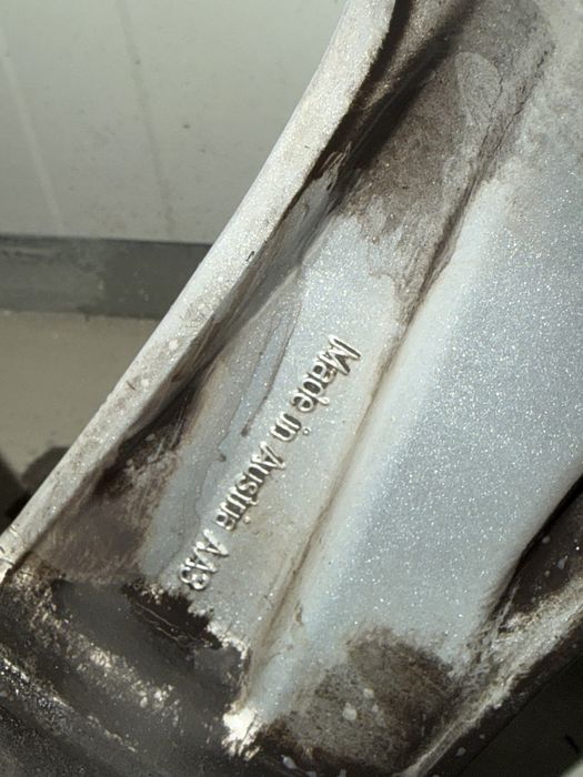 Оргинални джанти Audi A8 19” с датчици и два комплекта гуми