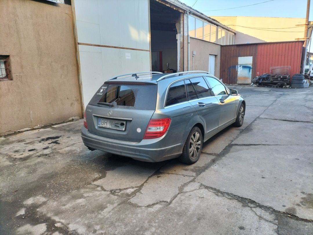 Mercedes C 180 2012 w204