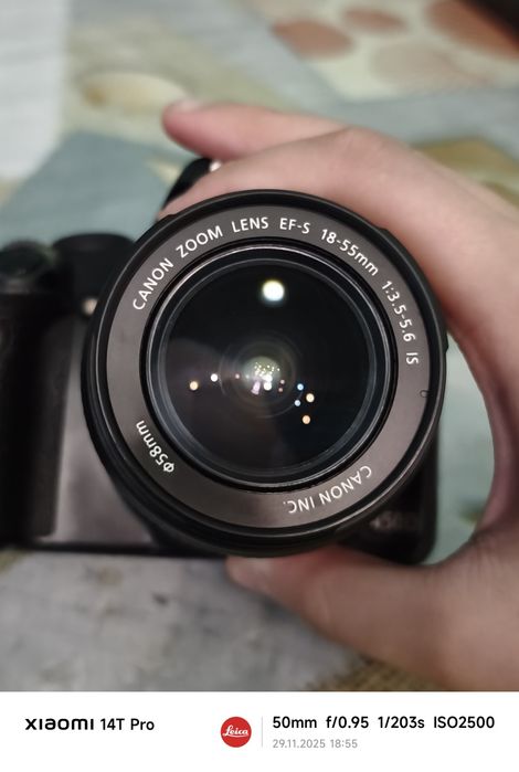 Canon eos 450D в перфектно състояние  незнам дали работи