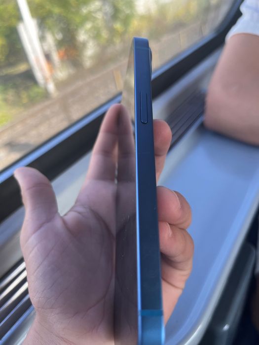 Iphone13 inca are garantie 12 luni