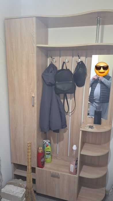 Продам стенка в прихожую