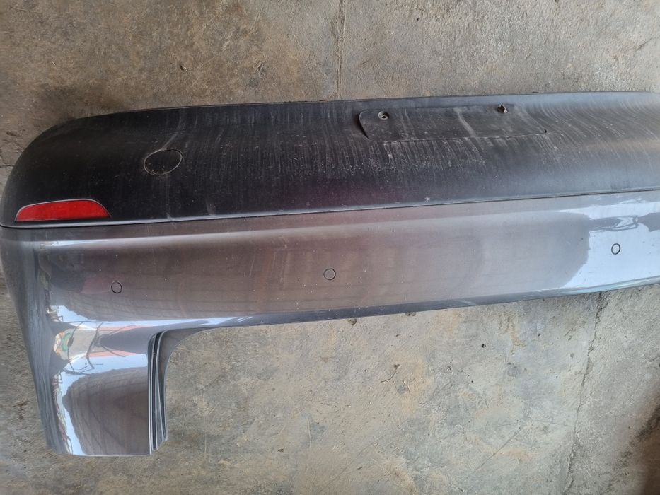 Vând bară spate cu senzori de VW golf5 plus