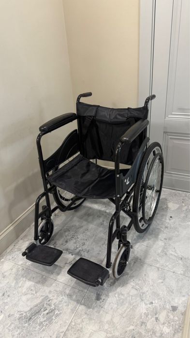 коляска для инвалидов