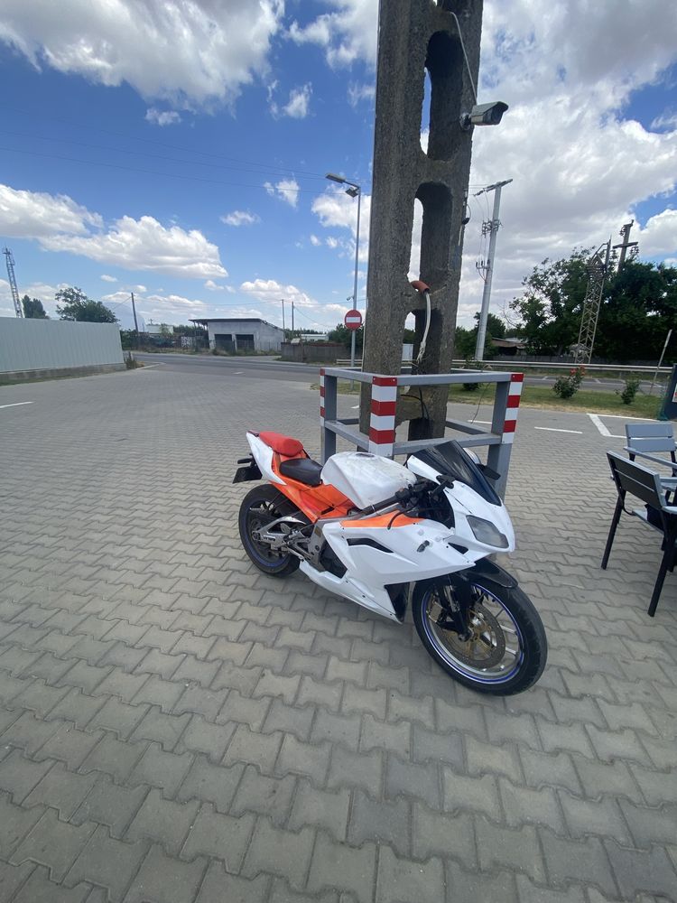 Schimb aprilia rs 125 cc astept variante