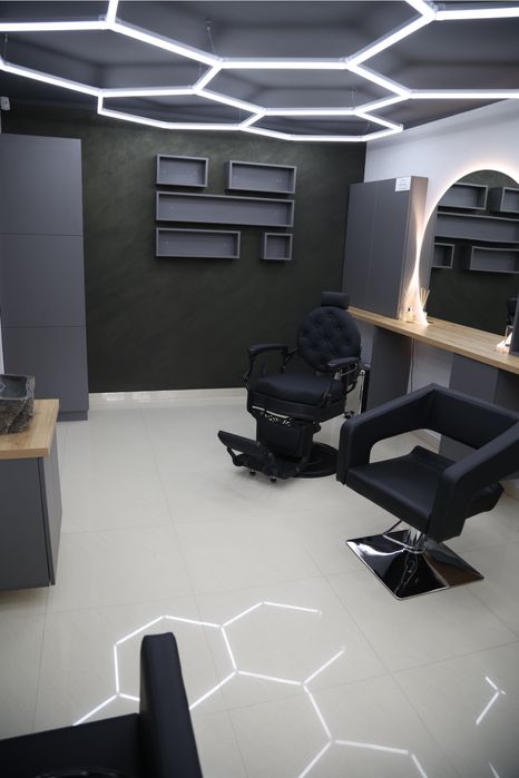 Premium Beauty Studio cauta colaboratori pentru frizerie si coafura