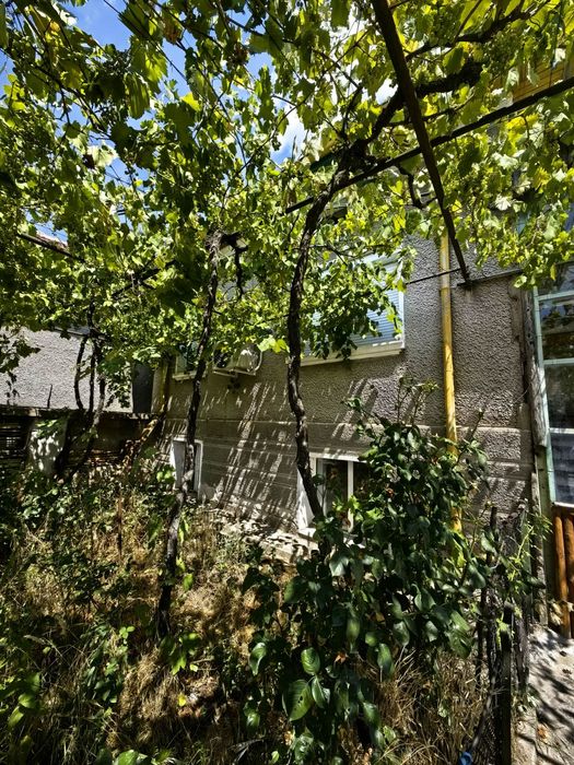 Къща на 10 мин от Карлово