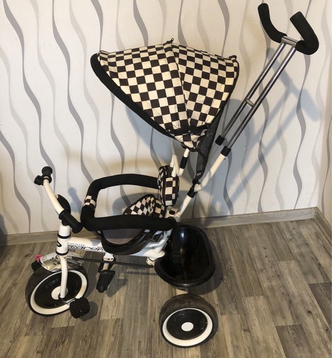 Бебешка триколка chipollino / колело за бебе