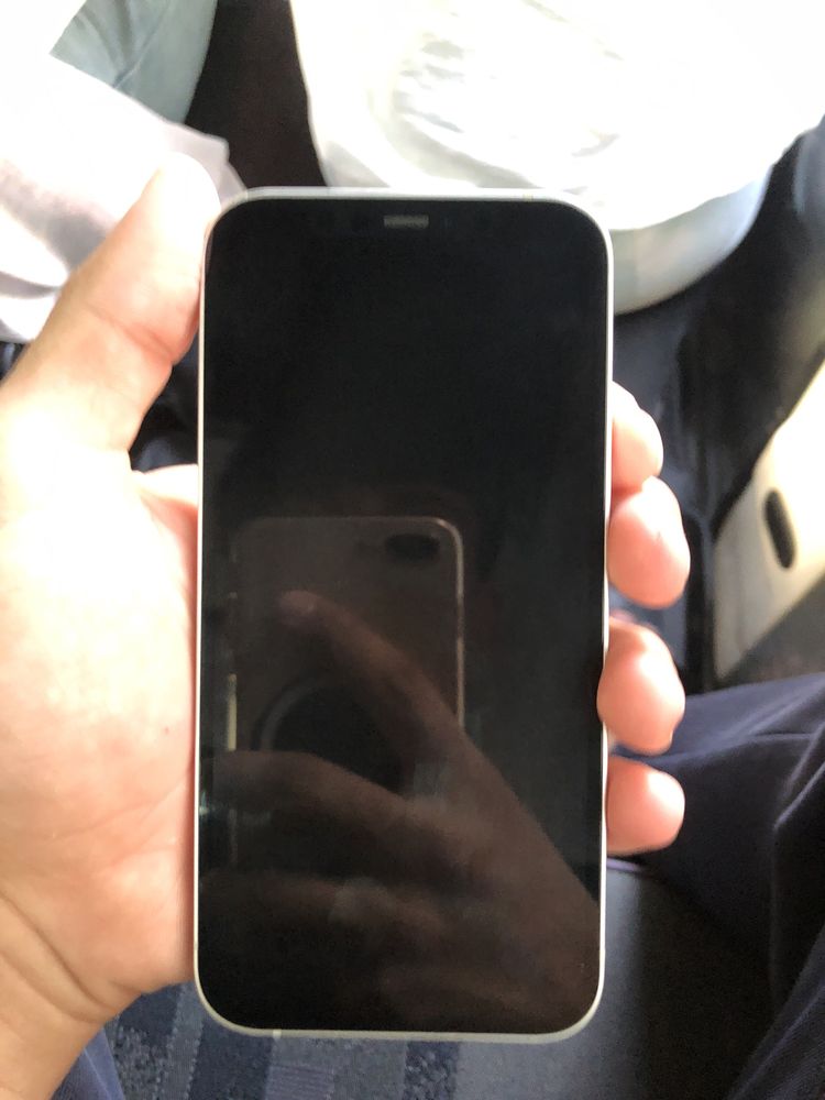 Arzon icloud tushgan iphone 12 128gb