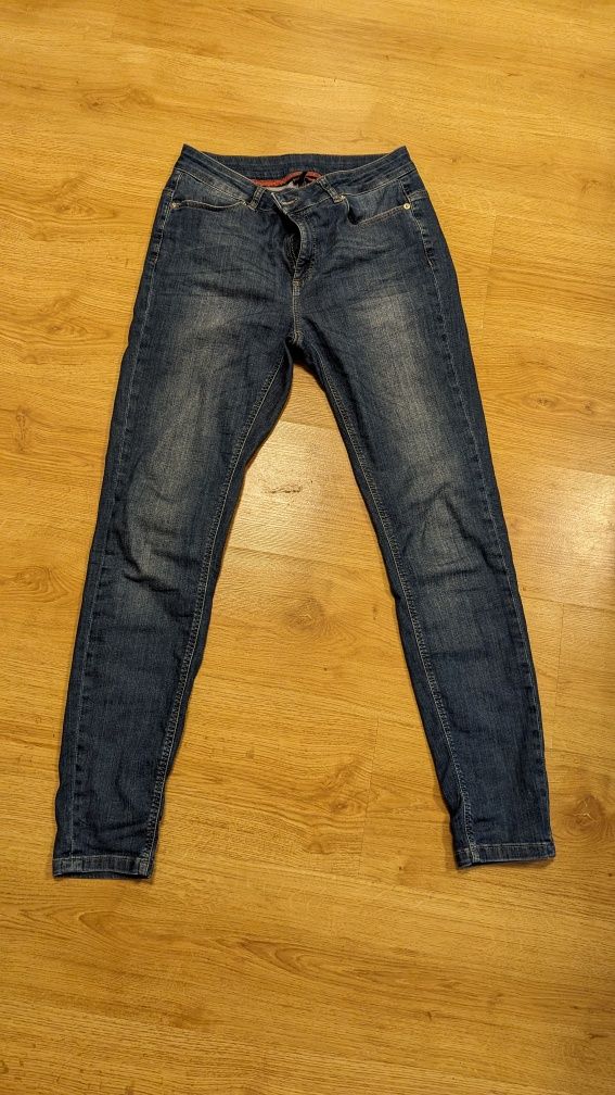 Дамски дънки / тънки slim/