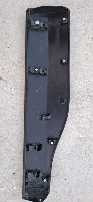 Bandouri/ornamente usi Toyota Rav 4