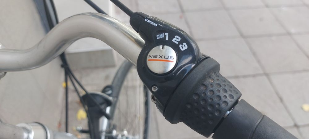 Продавам алуминиев велосипед  Giant 28 цола,М размер