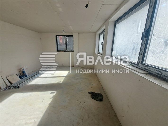 Двустаен апартамент до Морска градина